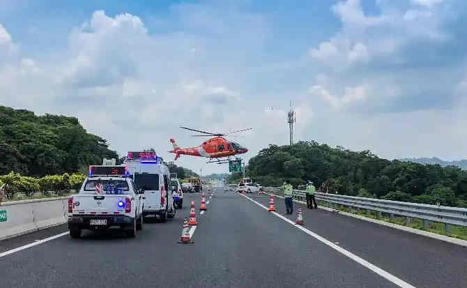 会泽高速公路汽车救援案例